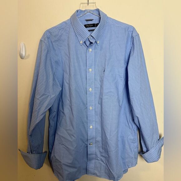 Nautica Mens Button Down Dress Shirt Wrinkle Resistant Slimmer Fit XL - Picture 1 of 6